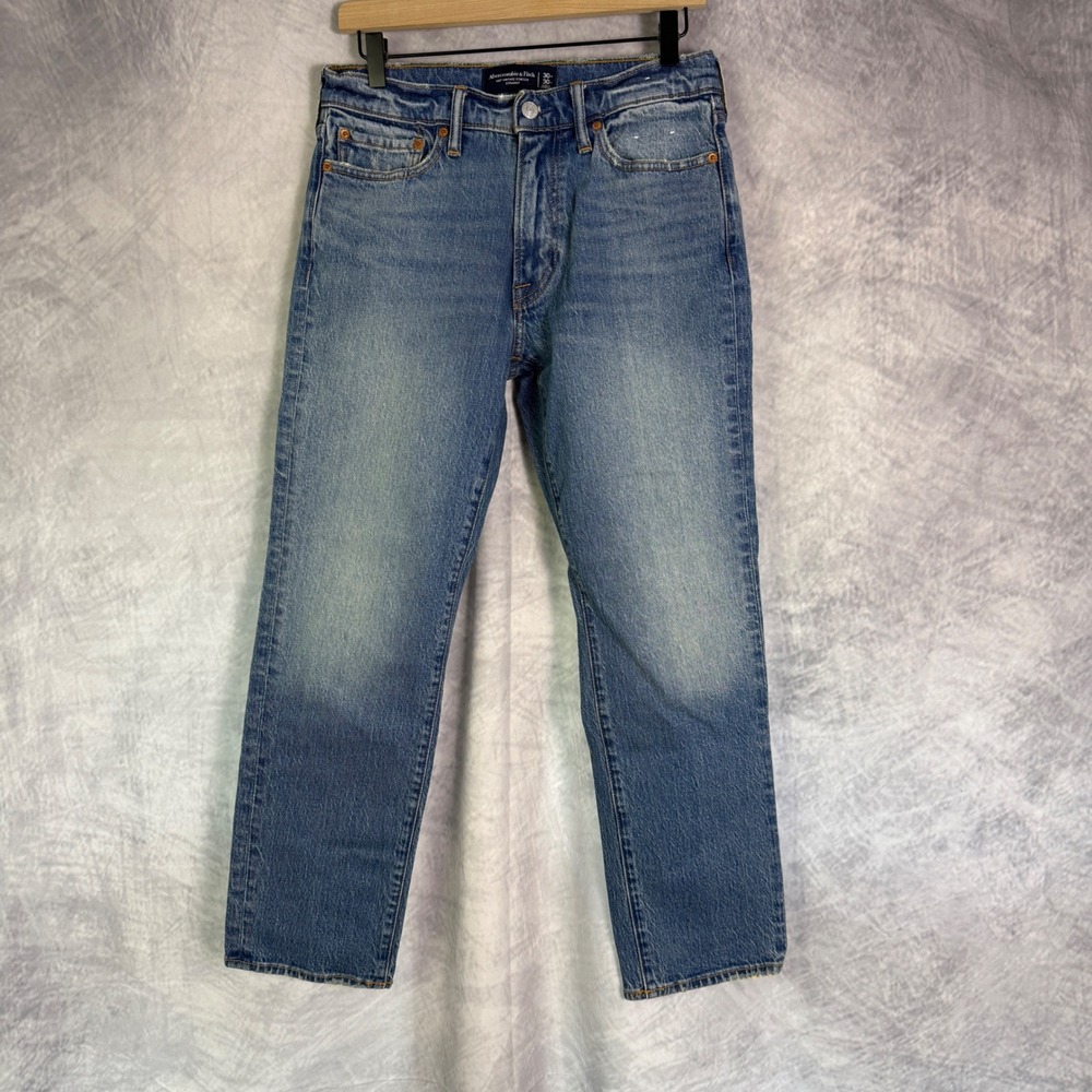 Abercrombie & Fitch Straight Leg Jeans - Light Blue Wash